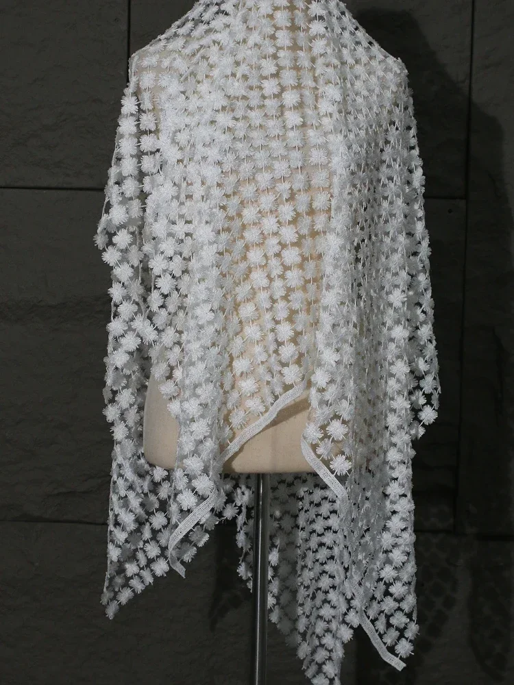 Tissu en maille noir et blanc  - Art Craft Upholstery avis et prix